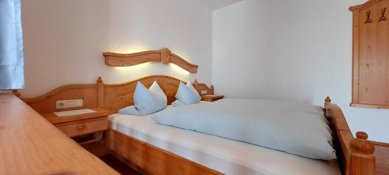 Hotel-Restaurant Kreuzhuber Neuburg am Inn المظهر الخارجي الصورة
