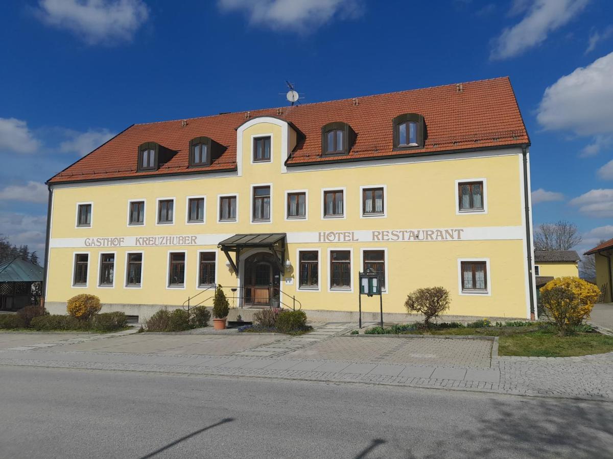 Hotel-Restaurant Kreuzhuber Neuburg am Inn المظهر الخارجي الصورة